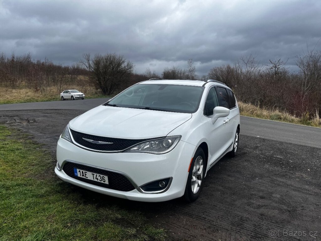 Chrysler Pacifica 3.6 V6 z roku 2020